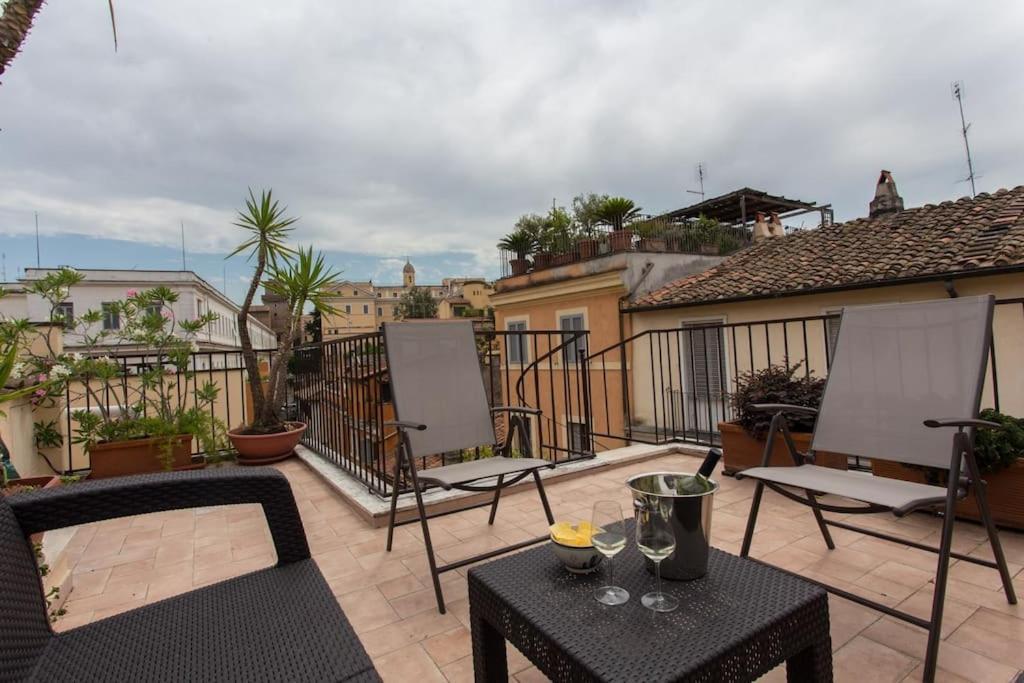 Frangipane 31 Monti Terrace Apartment Rome Bagian luar foto